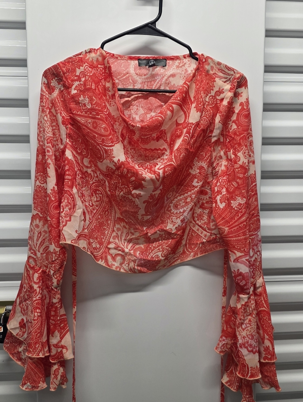 Missguided Red Paisley Cowl Neck  Bell Long-Sleeve Top Blouse Bohemian Size 6